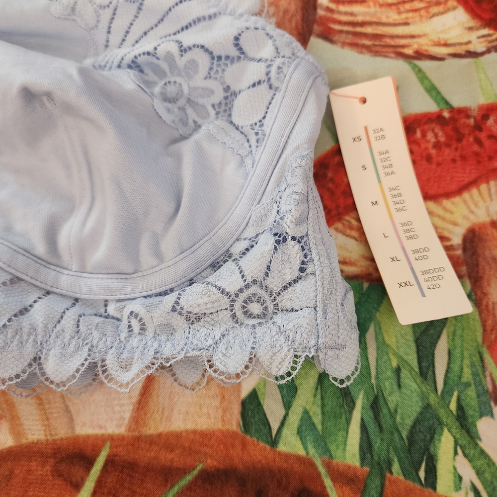 Colsie Light Blue Lace Halter Top Bralette - Picture 5 of 8